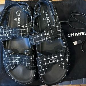 NEW Chanel Tweed Black & White Light Up Dad Sandals Size 41 Size 10